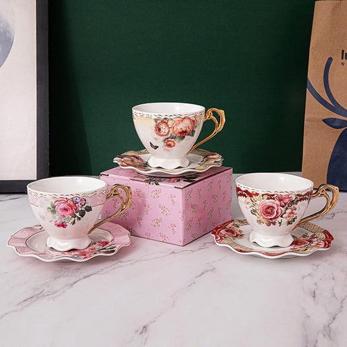 1pc Elegant Floral Tea Cup and Saucer Set - Elegant Peachy-Pink & Golden Porcelain Coffee & Tea Service with Matching Spoon, Large 7oz Cup, Dishwasher Safe - Wedding, Housewarming, Birthday, Mother's Day Gift - Vintage Tableware for Everyday or Formal