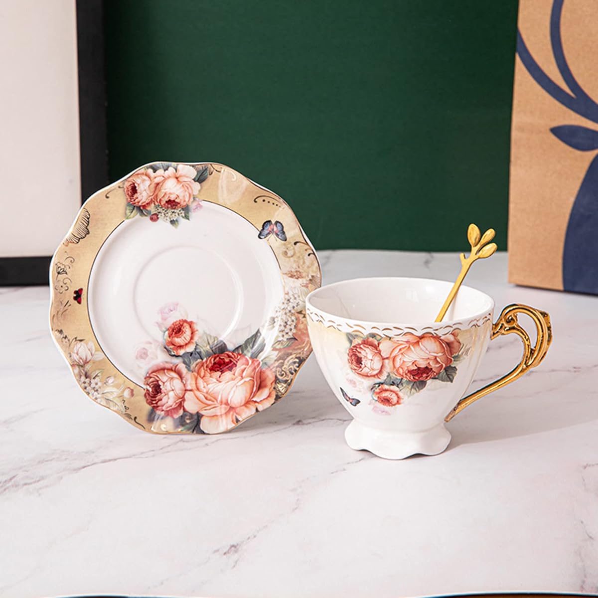 1pc Elegant Floral Tea Cup and Saucer Set - Elegant Peachy-Pink & Golden Porcelain Coffee & Tea Service with Matching Spoon, Large 7oz Cup, Dishwasher Safe - Wedding, Housewarming, Birthday, Mother's Day Gift - Vintage Tableware for Everyday or Formal