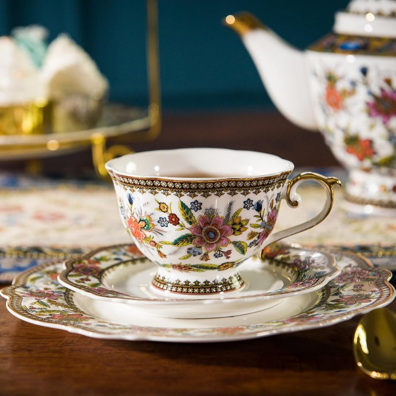 ACMLIFE Vintage Floral Bone China Tea Cup and Saucer Set for 1 - Elegant 6.8oz Tea Service with Golden Trim, Pink/Red/Blue/Green/White/Black/Golden Floral Patterns, Durable & Lightweight, Gift Box Included - Ideal for Tea Parties, Weddings, Housewarming -